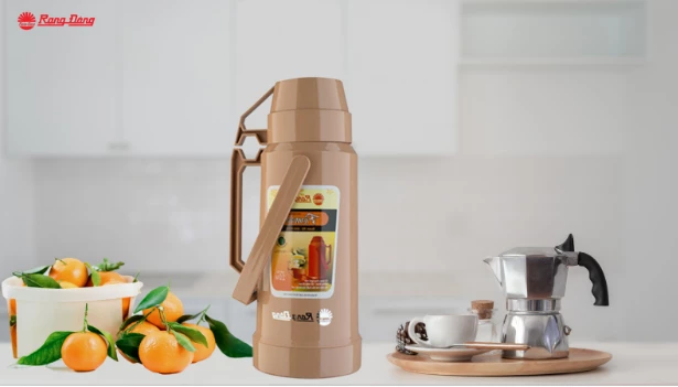 Classic vacuum flask makes perfect choice in heat retention