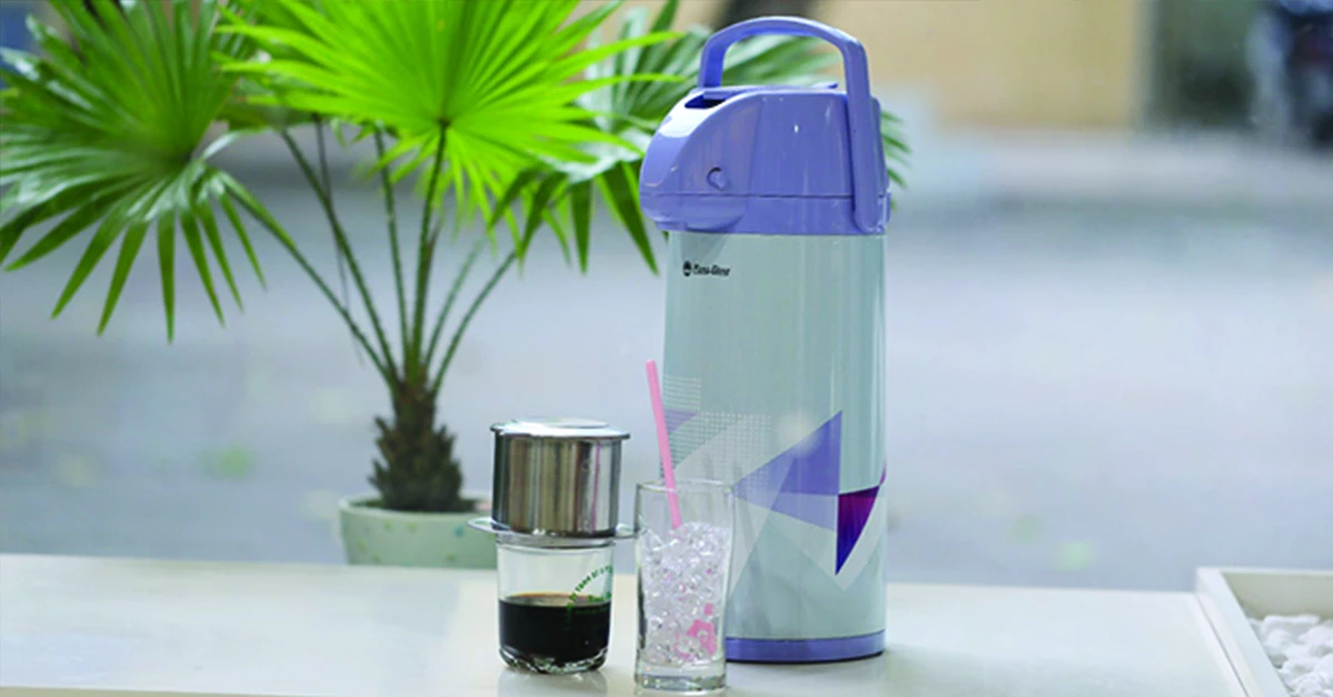 Vacuum Flask with Pump - Pumping mechanism makes Rang Dong’s vacuum flask an ideal product