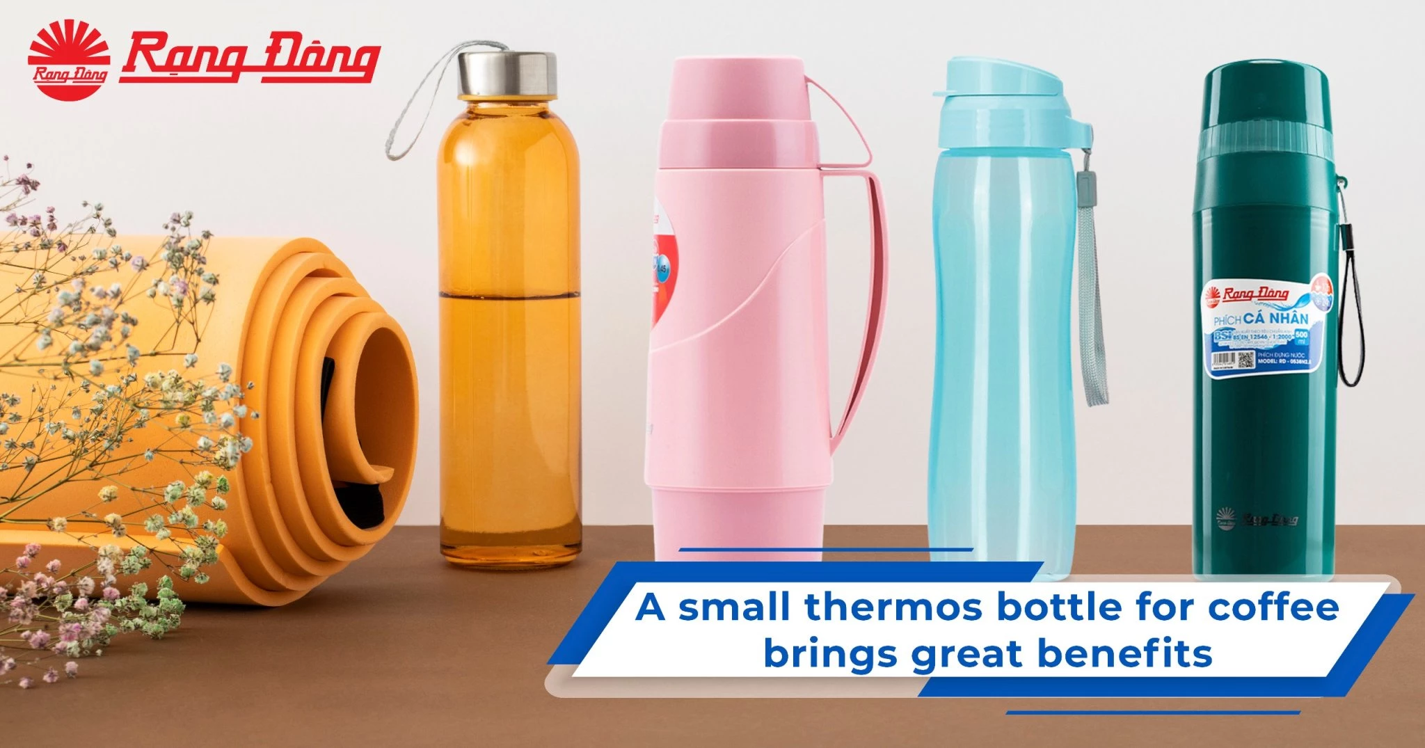 A small thermos bottle for coffee brings great benefits